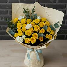 Букет цветов из:  Розы в Екатериноградской