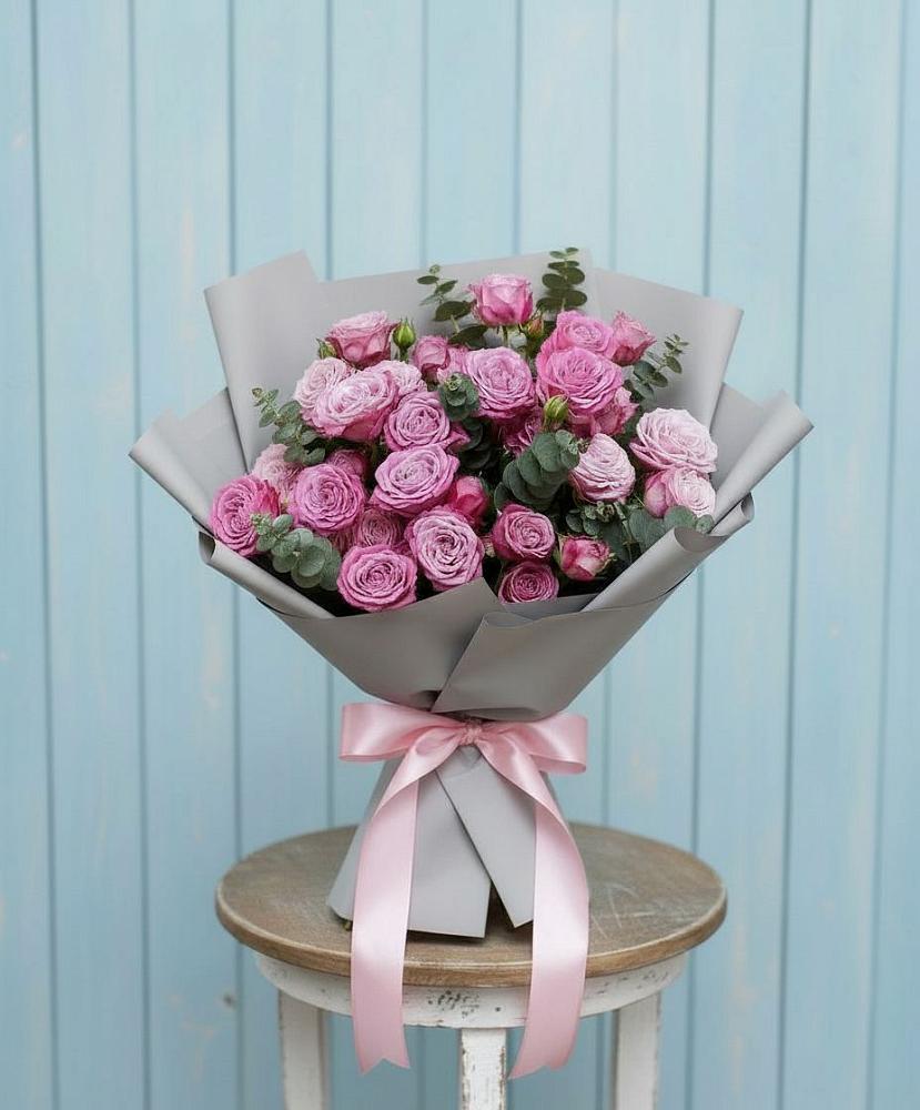 Букет цветов из: Розы в Екатериноградской