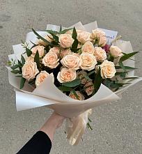 Букет Кремовые розы Латте в Екатериноградской