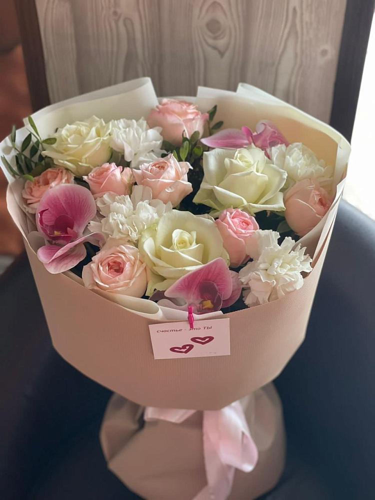 Букет цветов из: Орхидеи, Розы и Гвоздики в Екатериноградской