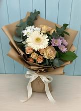 Букет цветов из:  Герберы и Хризантемы в Екатериноградской