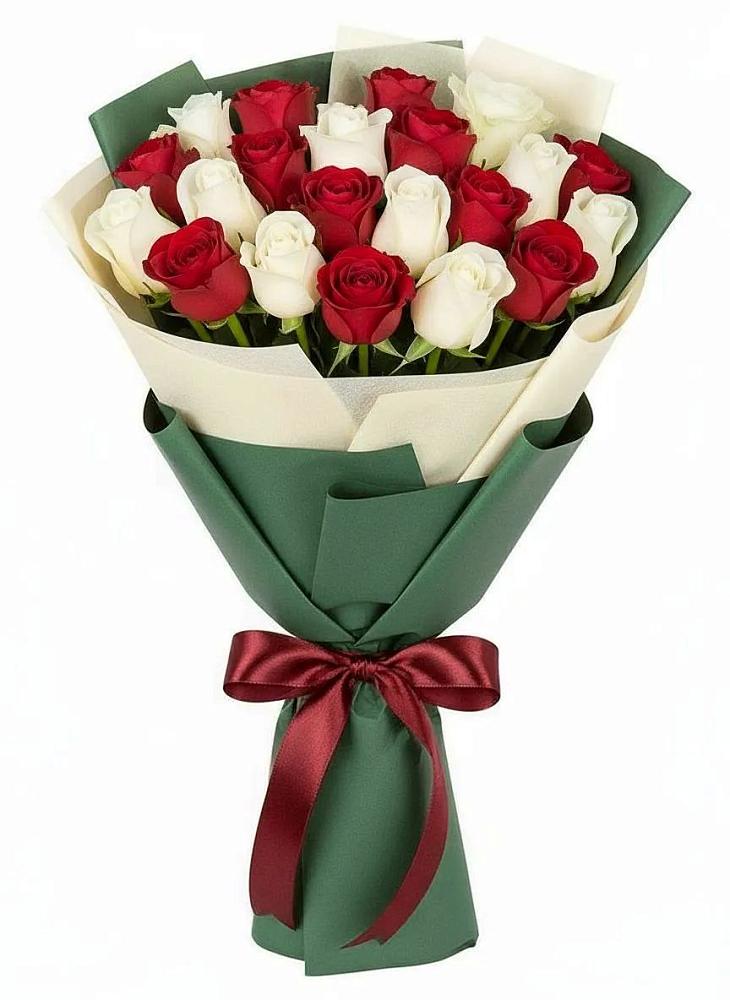 Букет Микс из красных и белых роз в Екатериноградской