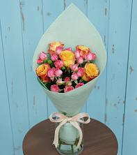 Букет цветов из:  Розы в Екатериноградской